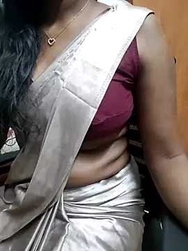 Snapshot of Tamilmallu-duskygirl03 chatting on 6, 6, 2026 Tamilmallu-duskygirl03 online show from 6, 6, 2026
