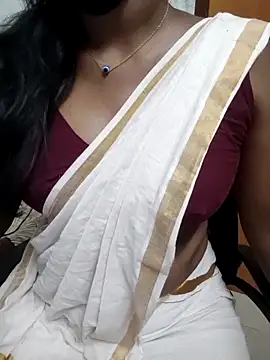 Tamilmallu-duskygirl03 online show from 15, 6, 2026