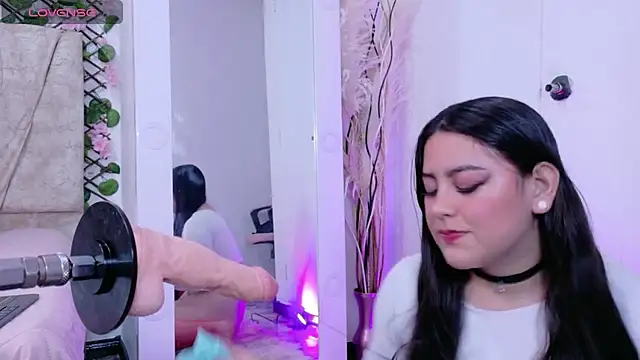 JulietaTorres  online show from 5, 12, 2025