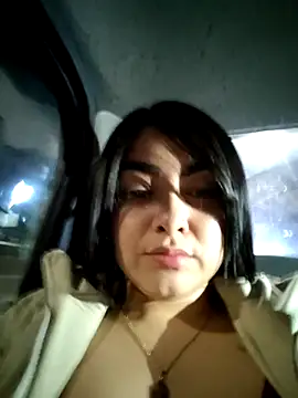 Victoria Jonhss online show from 17, 10, 2025