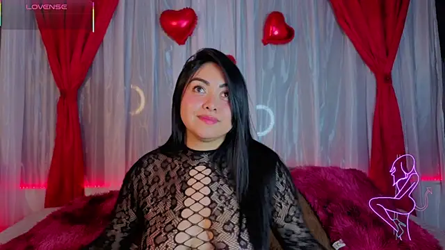 Victoria Jonhss online show from 12, 2, 2026