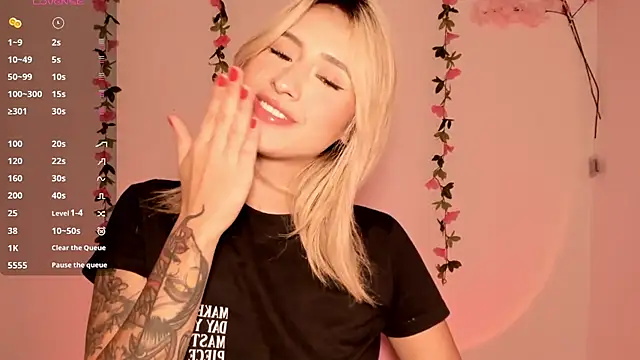 Ashleyroys 111 online show from 23, 4, 2026