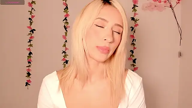 Ashleyroys 111 online show from 7, 3, 2026