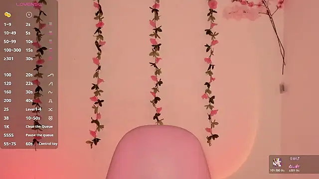 Ashleyroys 111 online show from 13, 4, 2026