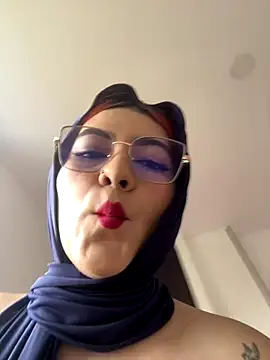 Snapshot of hayara_farhat chatting on 8, 10, 2025 hayara farhat online show from 8, 10, 2025