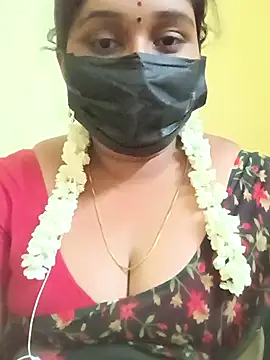 Snapshot of tamil-mala23 chatting on 8, 10, 2025 tamil-mala23 online show from 8, 10, 2025