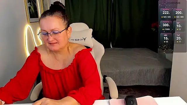 hottyannaa online show from 18, 2, 2026