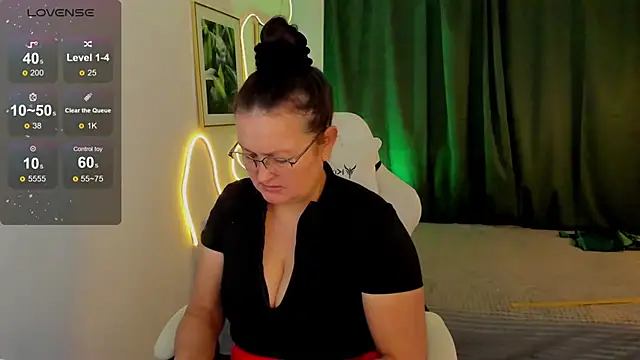 hottyannaa online show from 6, 1, 2026