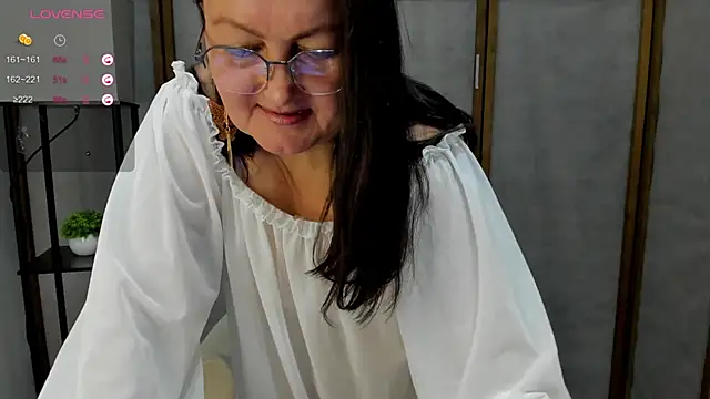 Snapshot of hottyannaa chatting on 21, 11, 2025 hottyannaa online show from 21, 11, 2025