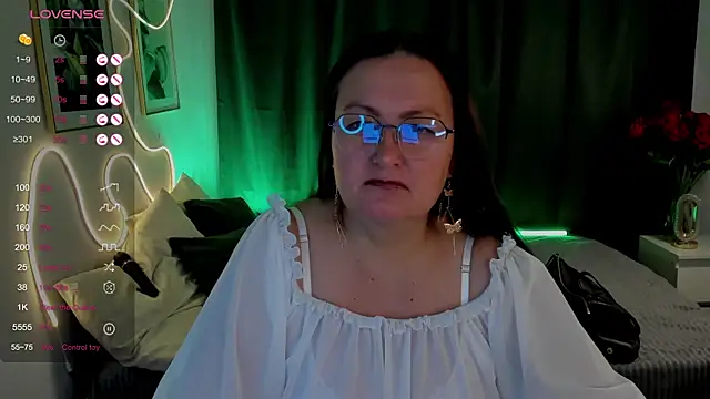 Snapshot of hottyannaa chatting on 29, 11, 2025 hottyannaa online show from 29, 11, 2025