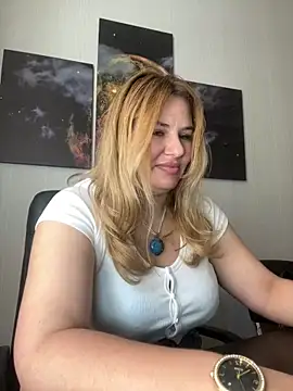 Passion-Blondy online show from 17, 6, 2026