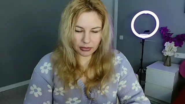 Passion-Blondy online show from 9, 2, 2026