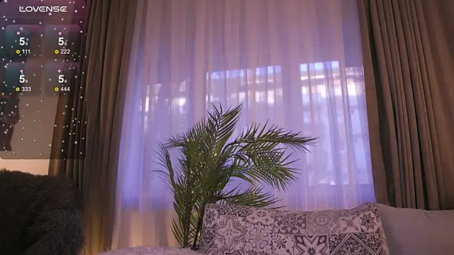 JessicaVerse online show from 12, 4, 2026