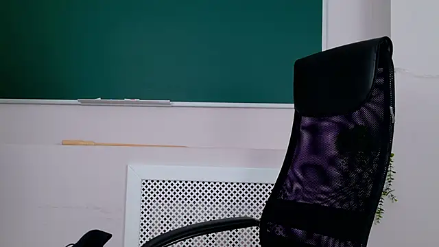 ClaireMathis online show from 22, 2, 2026