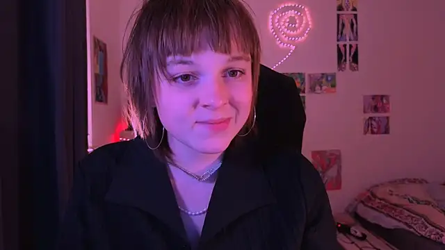 liquid0fluid0 online show from 5, 12, 2025