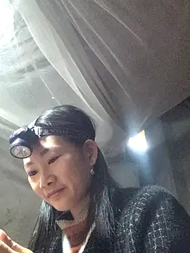 gio-thu online show from 1, 2, 2026