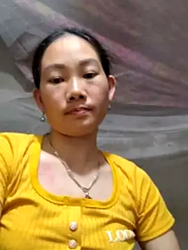 Snapshot of gio-thu chatting on 28, 4, 2026 gio-thu online show from 28, 4, 2026