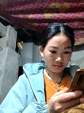 gio-thu online show from 5, 3, 2026