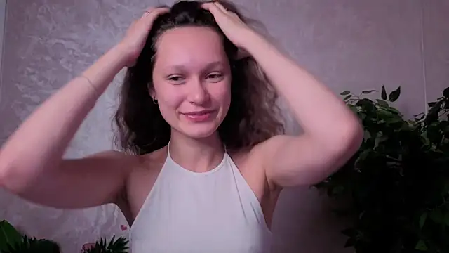 Snapshot of VeronaQueenn chatting on 9, 10, 2025 VeronaQueenn online show from 9, 10, 2025