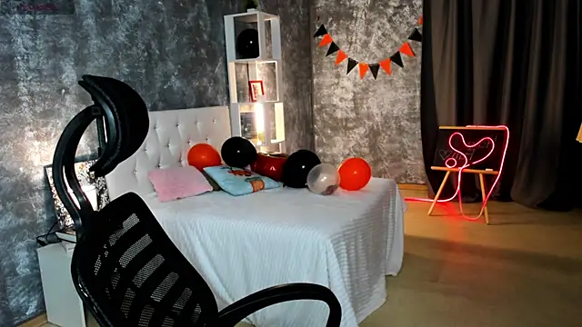 scent  of woman online show from 3, 11, 2025