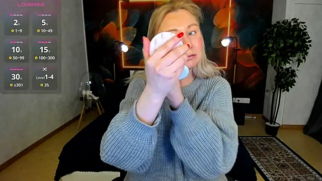 scent  of woman online show from 5, 2, 2026