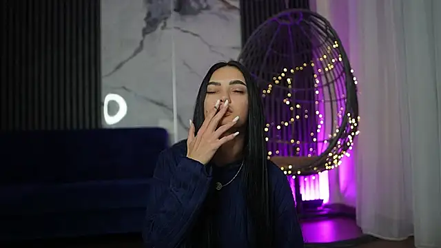 RachelRavee online show from 28, 11, 2025