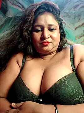 Snapshot of hornydeepika123 chatting on 9, 10, 2025 hornydeepika123 online show from 9, 10, 2025