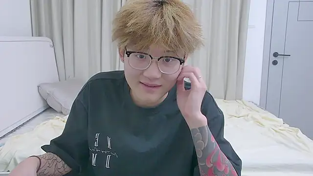 KK-cuteboy online show from 4, 4, 2026