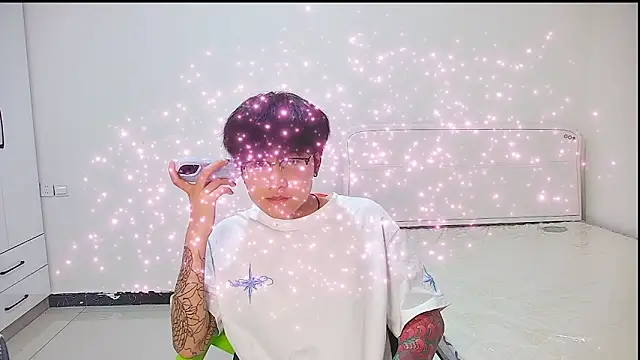 KK-cuteboy online show from 21, 5, 2026