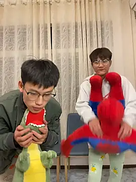 KK-cuteboy online show from 13, 10, 2025