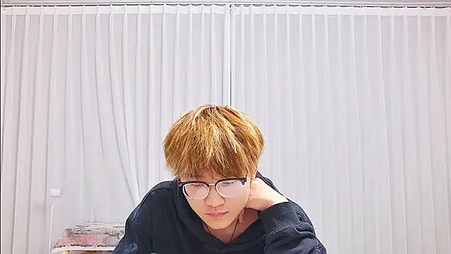 KK-cuteboy online show from 2, 4, 2026