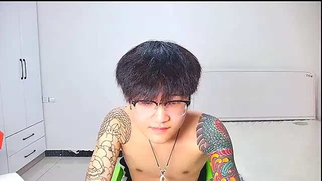 KK-cuteboy online show from 23, 5, 2026