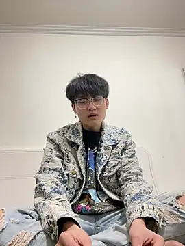 KK-cuteboy online show from 28, 4, 2026