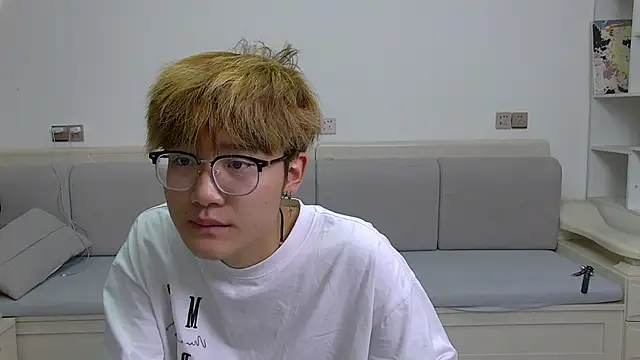 KK-cuteboy online show from 29, 3, 2026