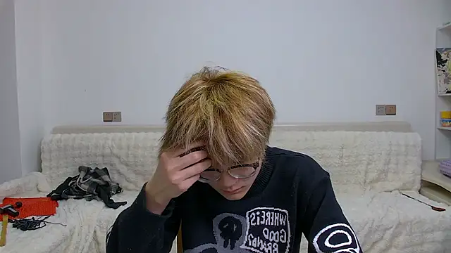 KK-cuteboy online show from 7, 2, 2026