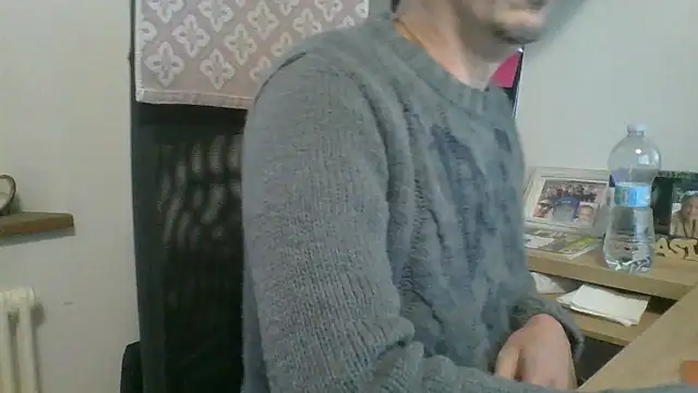 Kawayleo online show from 5, 12, 2025