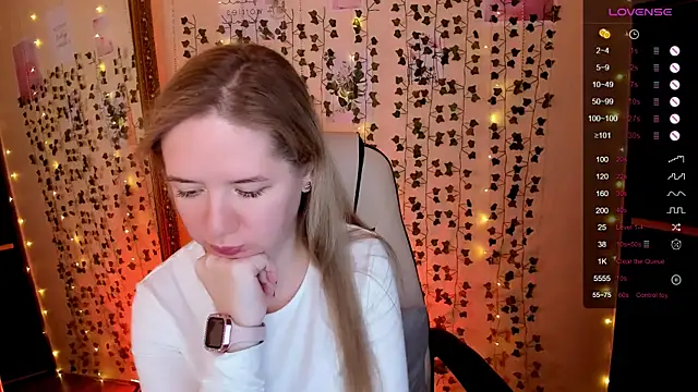 Evaa Braunn online show from 2, 3, 2026