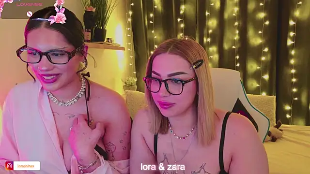 Snapshot of LoraShines chatting on 8, 5, 2026 LoraShines online show from 8, 5, 2026
