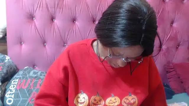 kinkyboobs12 online show from 12, 7, 2026