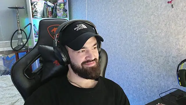 Nik Namee online show from 5, 12, 2025