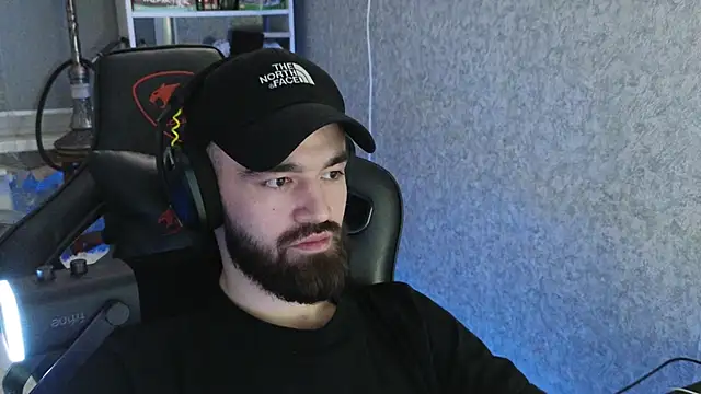 Nik Namee online show from 25, 11, 2025