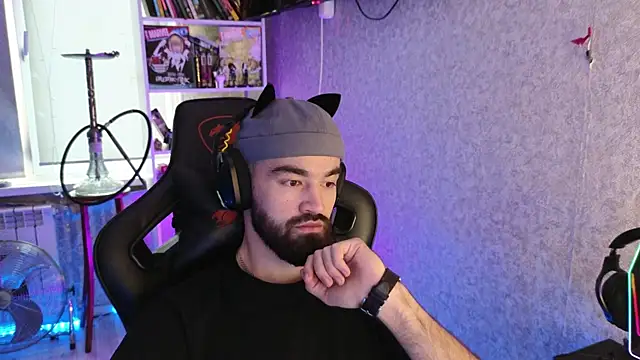 Nik Namee online show from 12, 10, 2025