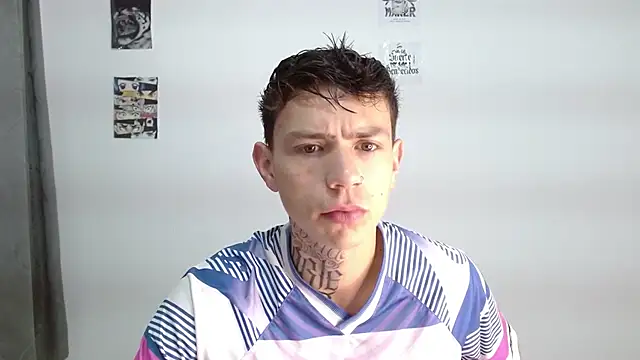 hot teo  online show from 4, 12, 2025