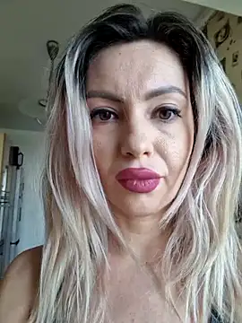 BritanyVegas online show from 17, 11, 2025