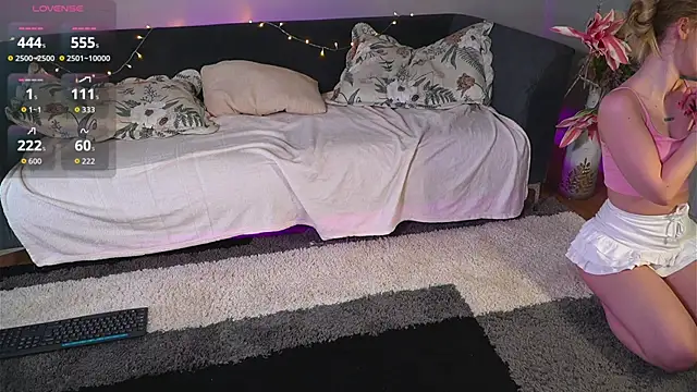 RosalindSherlock online show from 12, 4, 2026