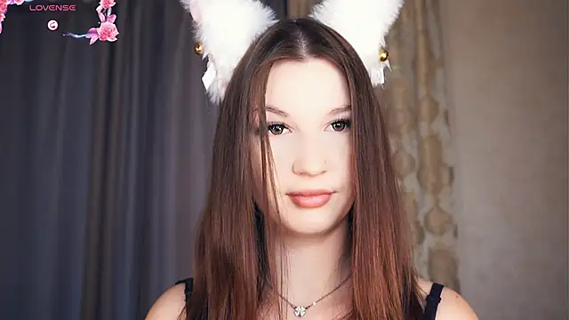 TheoPeecha online show from 6, 11, 2025