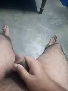 TrainedBend28 online show from 8, 2, 2026