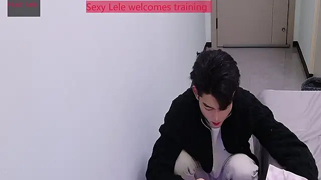 sexyboy-lele online show from 27, 11, 2025