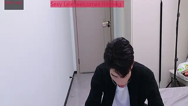 sexyboy-lele online show from 28, 11, 2025