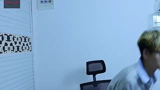 Snapshot of sexyboy-lele chatting on 13, 10, 2025 sexyboy-lele online show from 13, 10, 2025